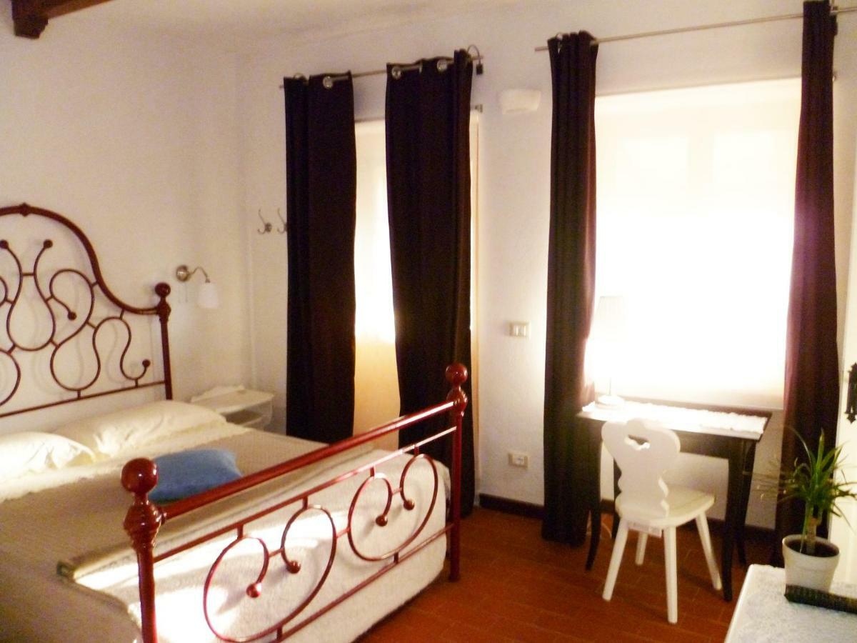 B&B Colle Di Terria Country House Contigliano Exterior photo