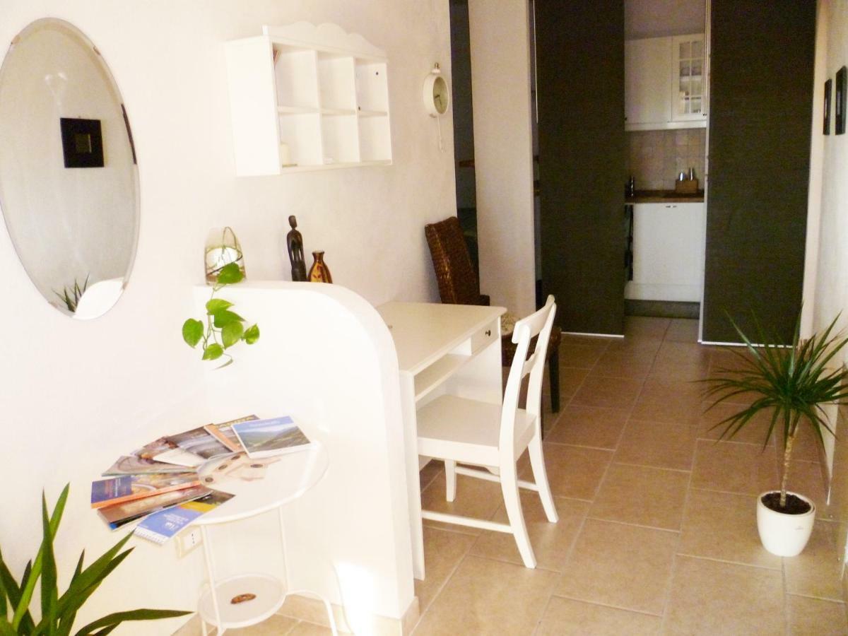 B&B Colle Di Terria Country House Contigliano Exterior photo