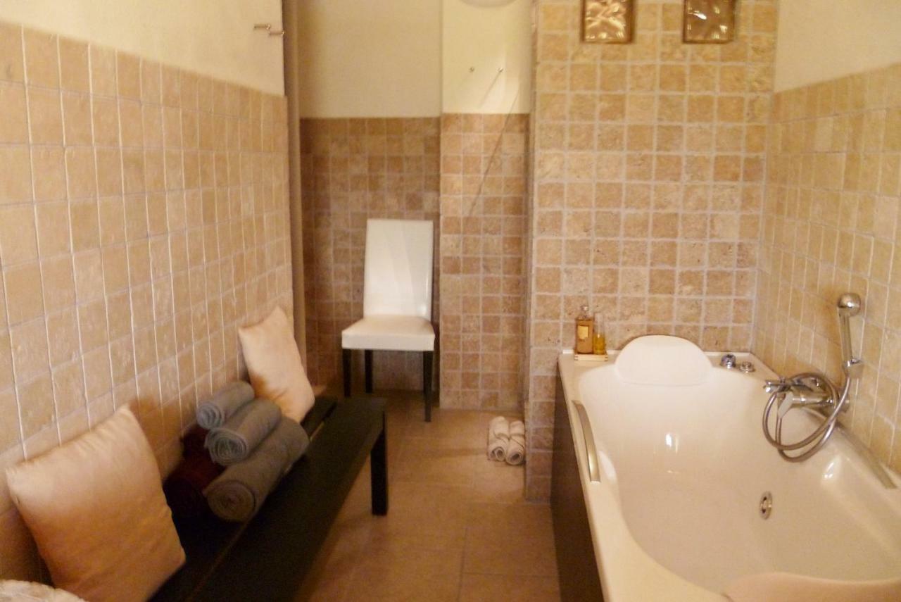 B&B Colle Di Terria Country House Contigliano Exterior photo